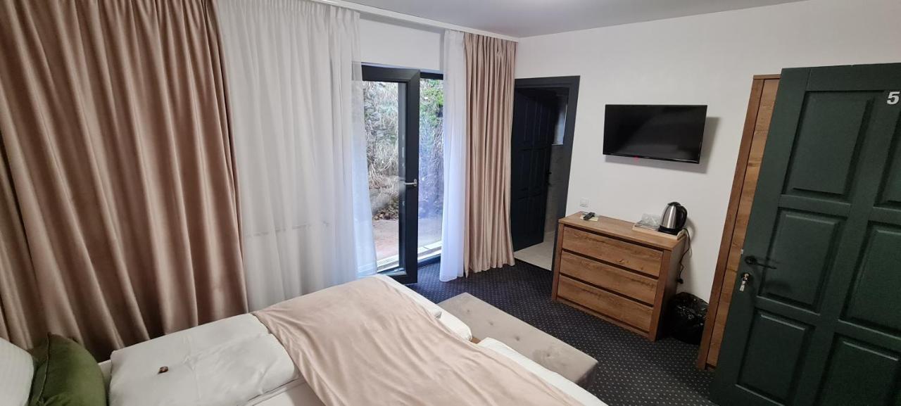 Casa Pe Vale Hotel Rîşnov Kültér fotó